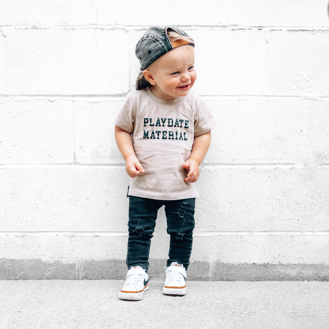 PLAYDATE MATERIAL TEE - STONE