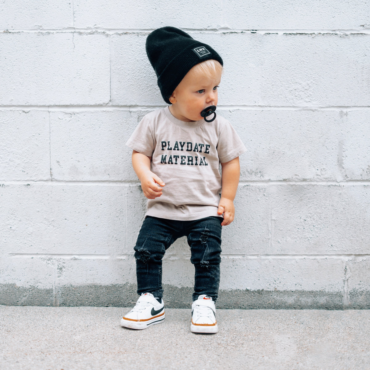 CLASSIC KNIT BEANIE - BLACK
