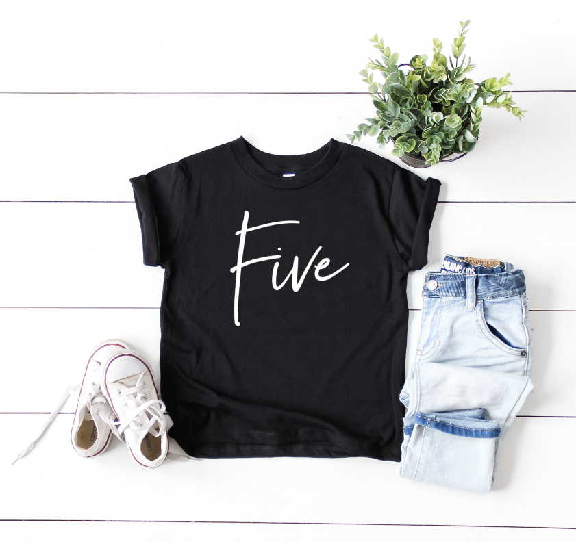 SIGNATURE FIFTH BIRTHDAY TEE - BLACK