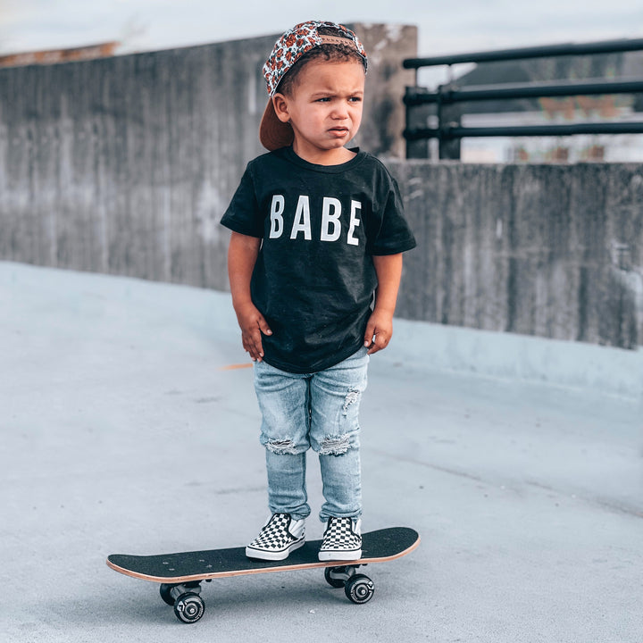 BABE TEE - BLACK