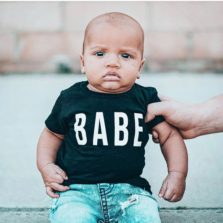 BABE TEE - BLACK