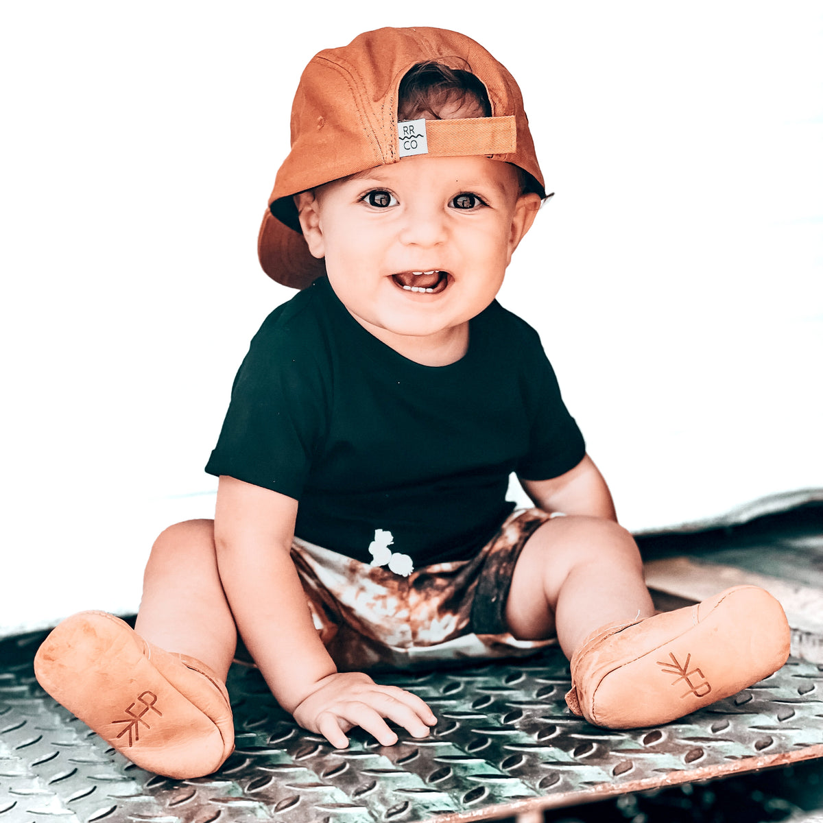 Toddler wearing LENOX JAMES black cotton crewneck basic tee